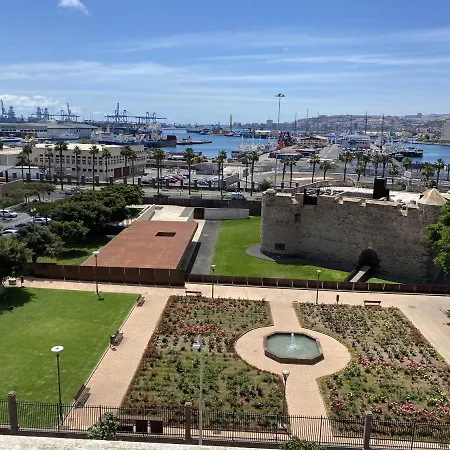 Mainstream With Balcony By Canariasgetaway Lägenhet