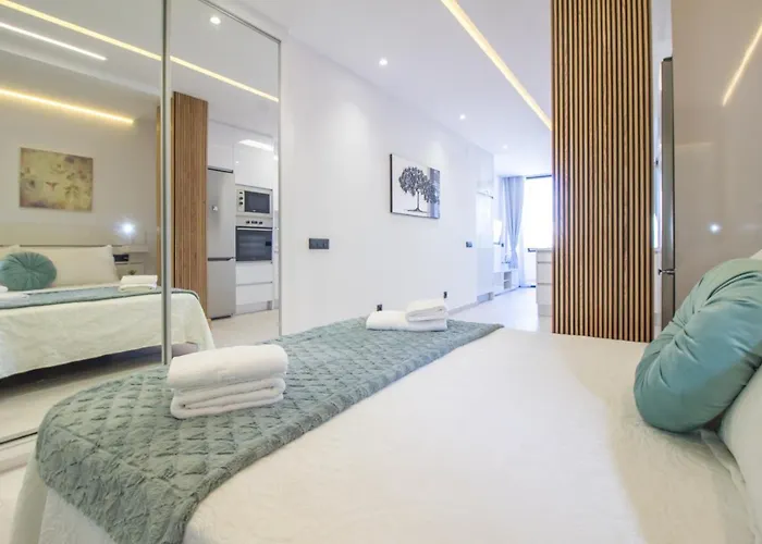 Apartment Mainstream With Balcony By Canariasgetaway